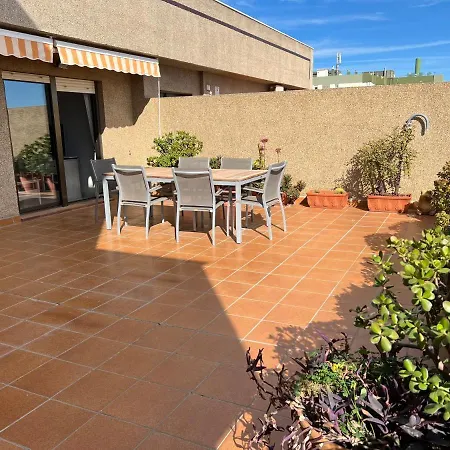 Atico Primera Linea De Playa. Appartement *